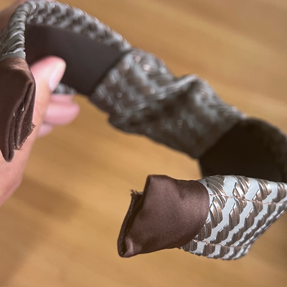 🕶️Anthropologie Brown Vegan Leather Knotted Headband - Picture 4 of 5